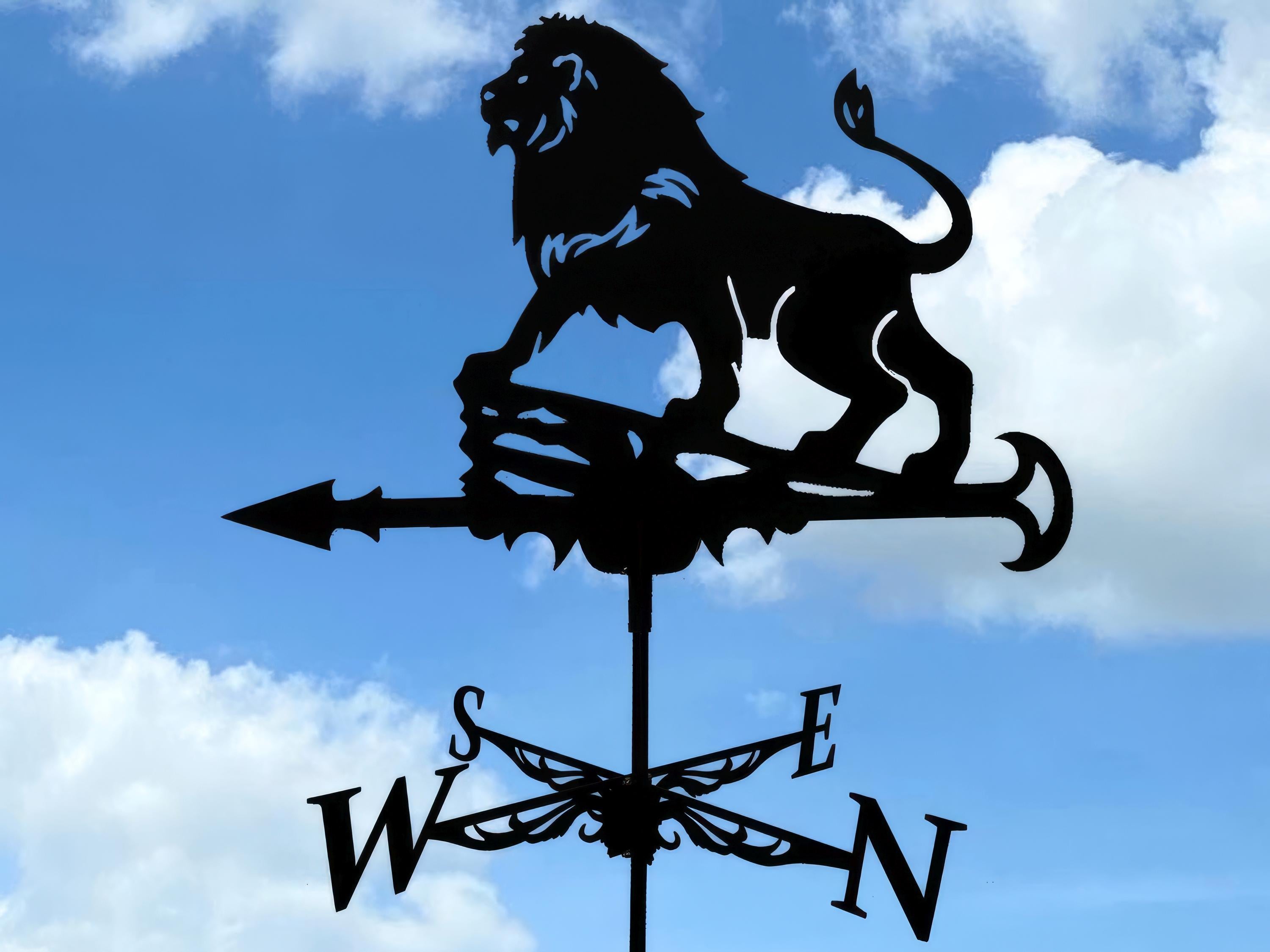 Lion Weathervane Metal Wind Vane for Roof or Garden