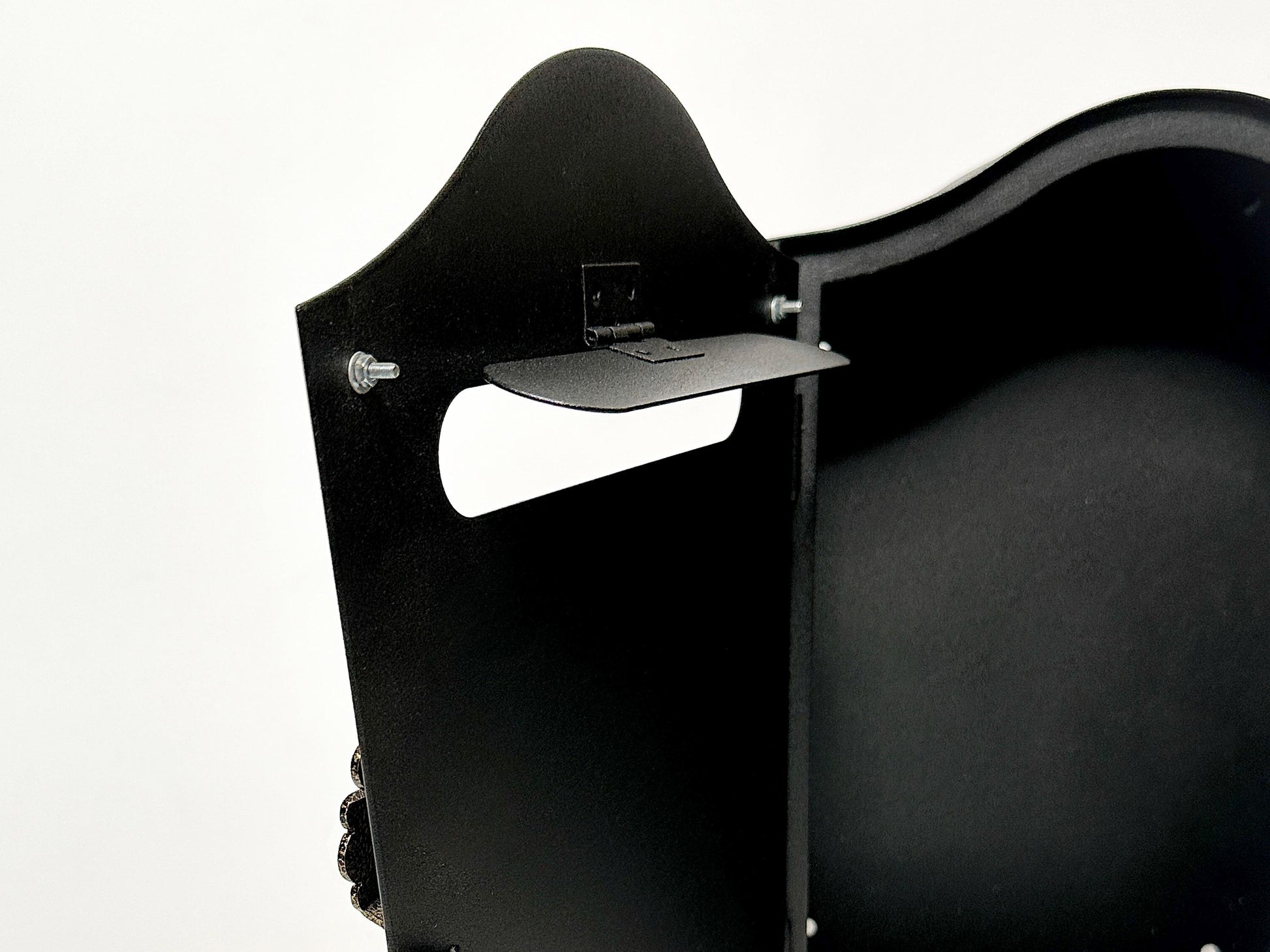 Custom Locking Mailbox — 4