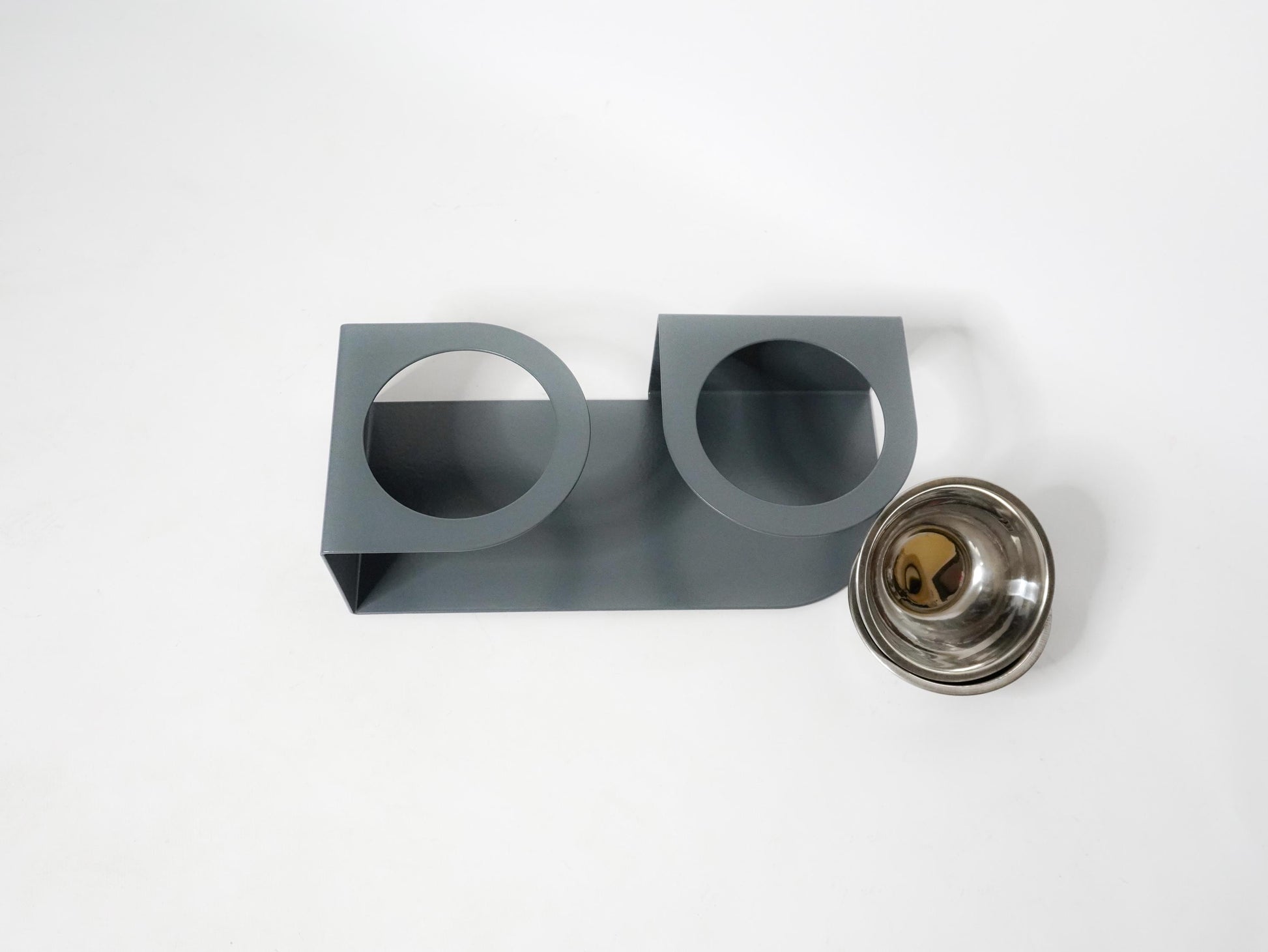 Elevated Pet Bowl Stand — 4