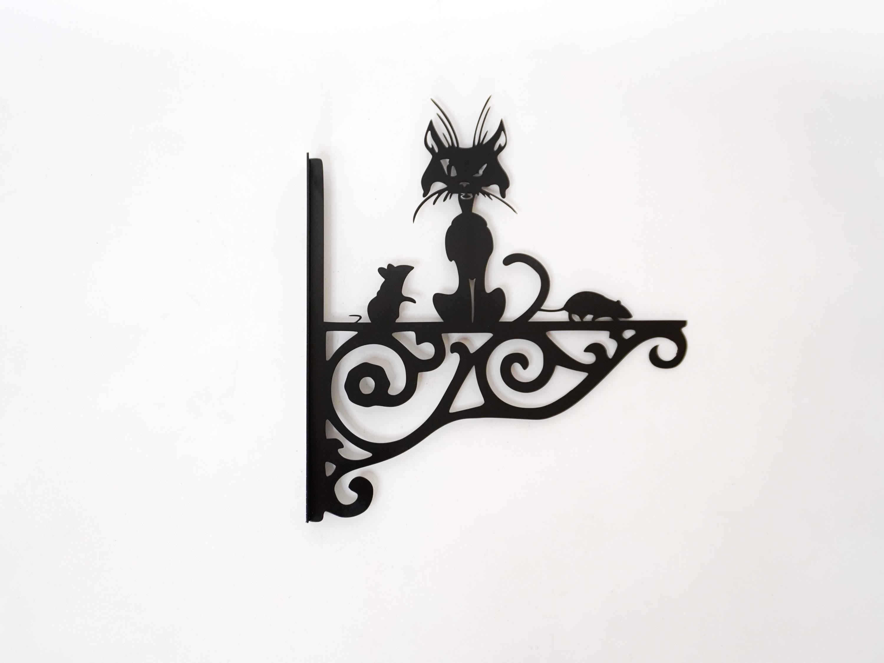 Metal Plant Hanger — 4