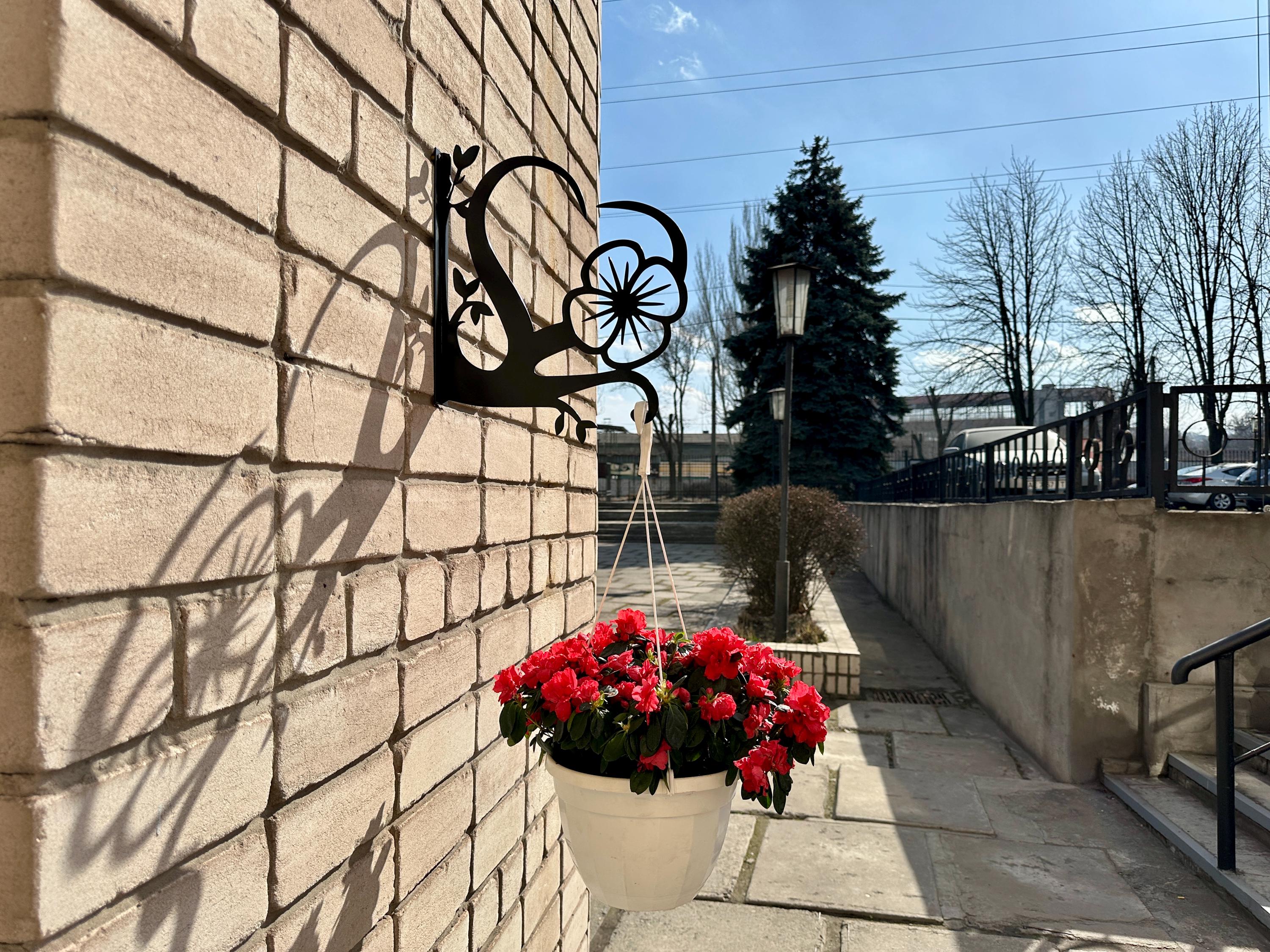 Decorative metal heart