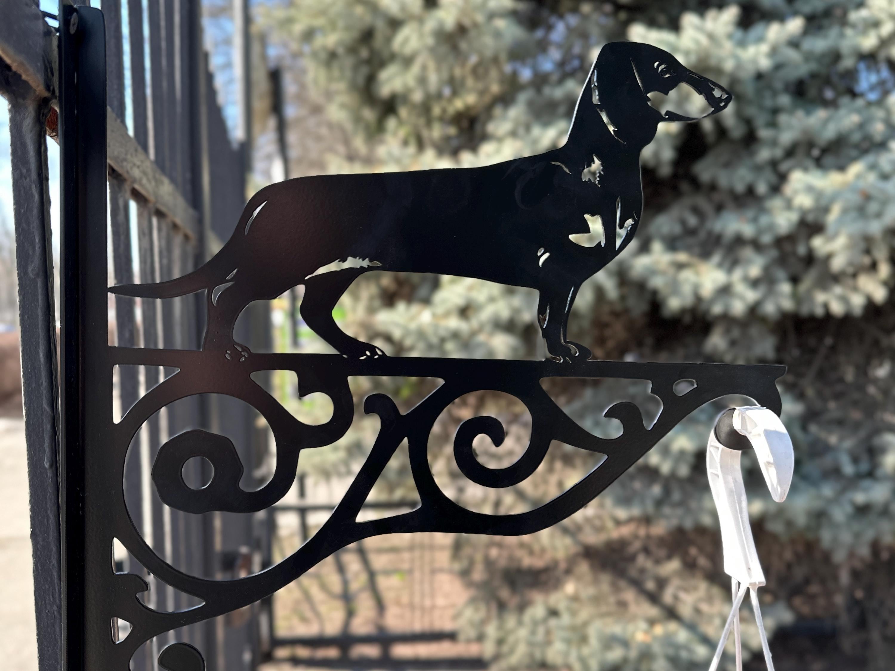 Dachshund metal outdoor plant hanger — 3