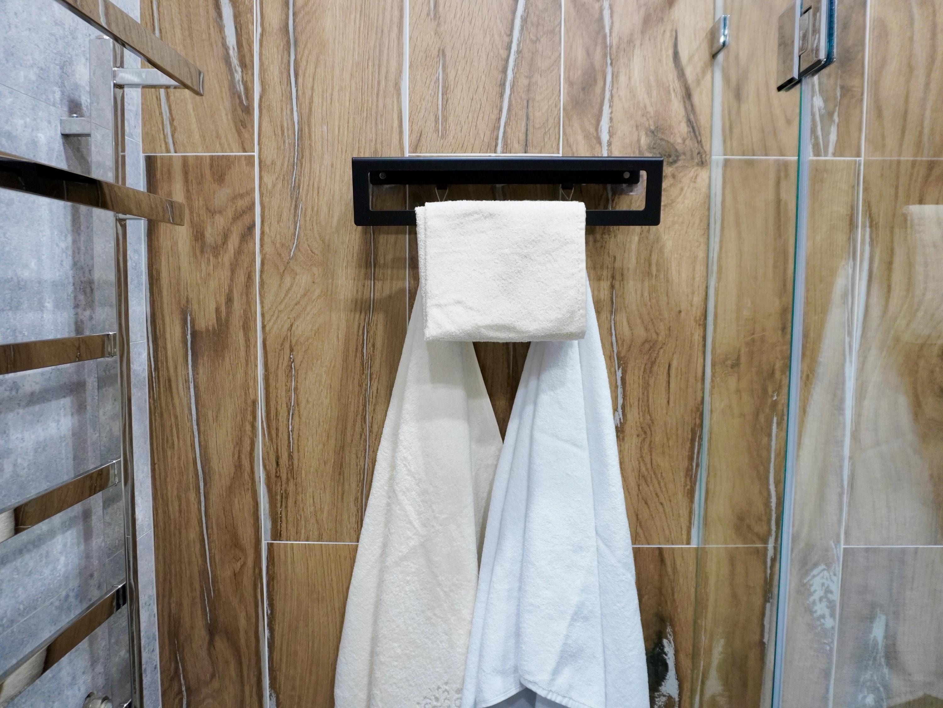 Towel Rack with Shelf — 3