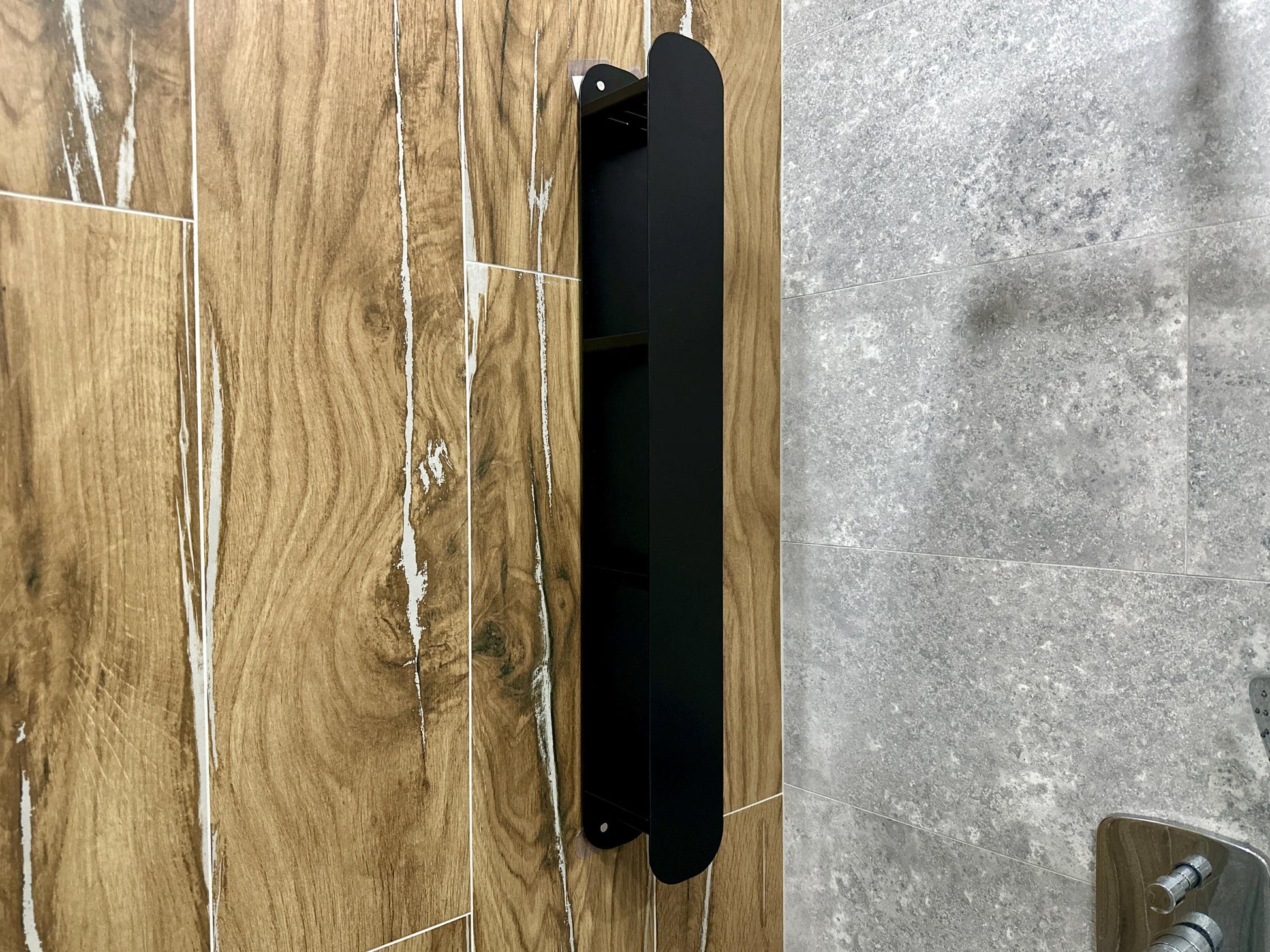 Vertical Bathroom Organiser — 2