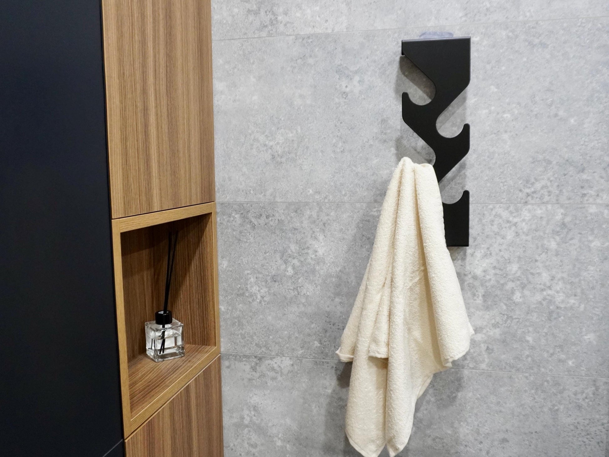 Towel Holder From Aluminum