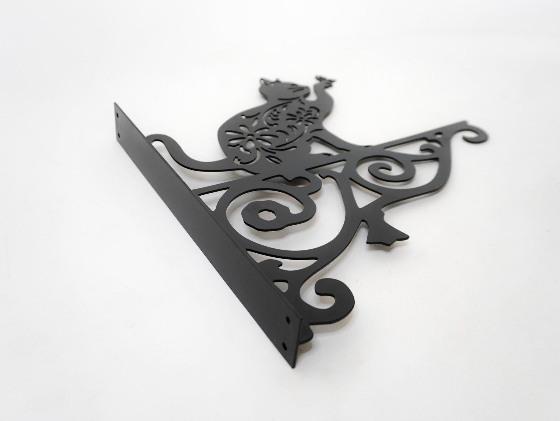 Cat with patterns metal outdoor plant hanger — 8
