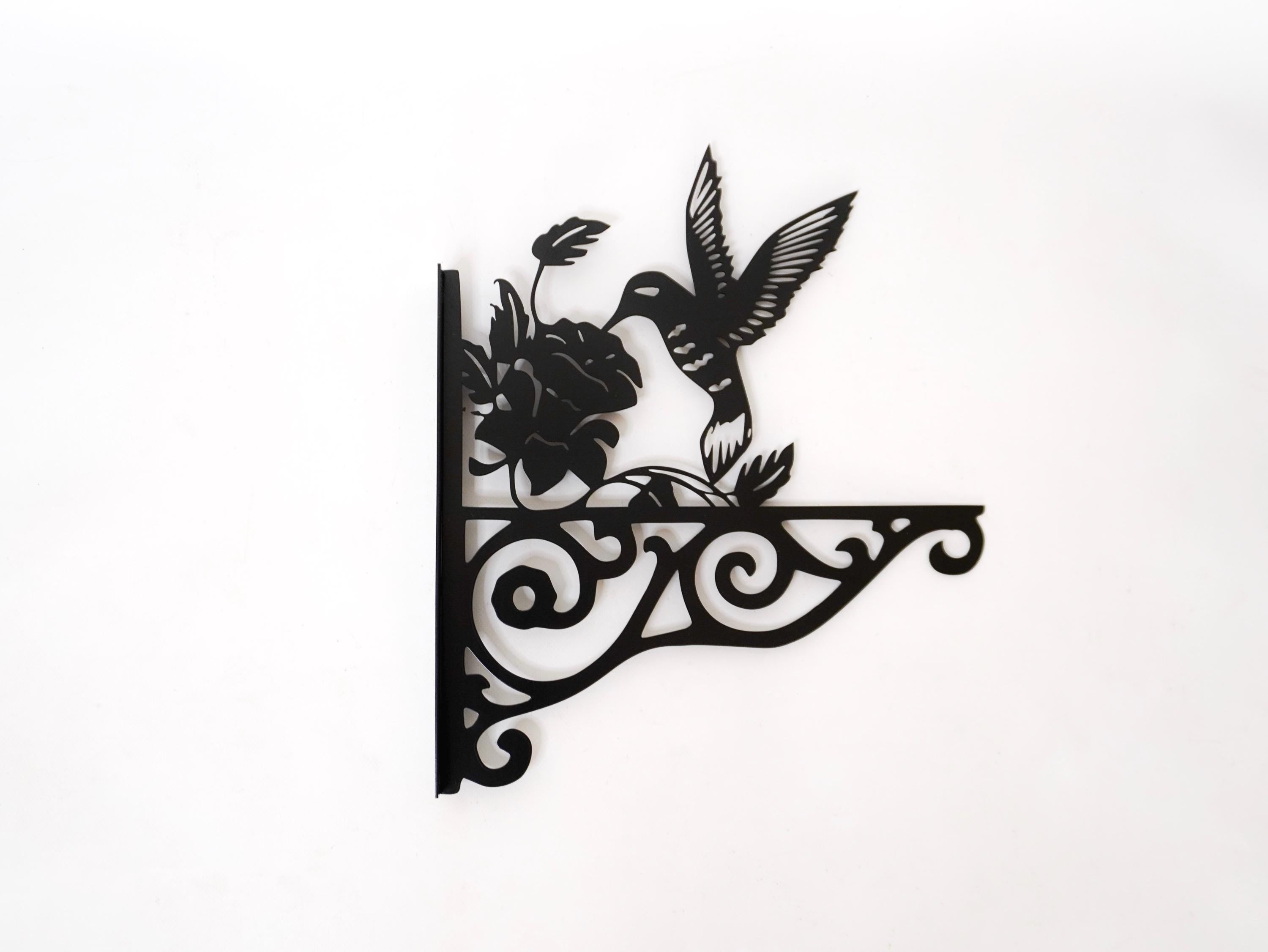 Colibri metal outdoor plant hanger — 4