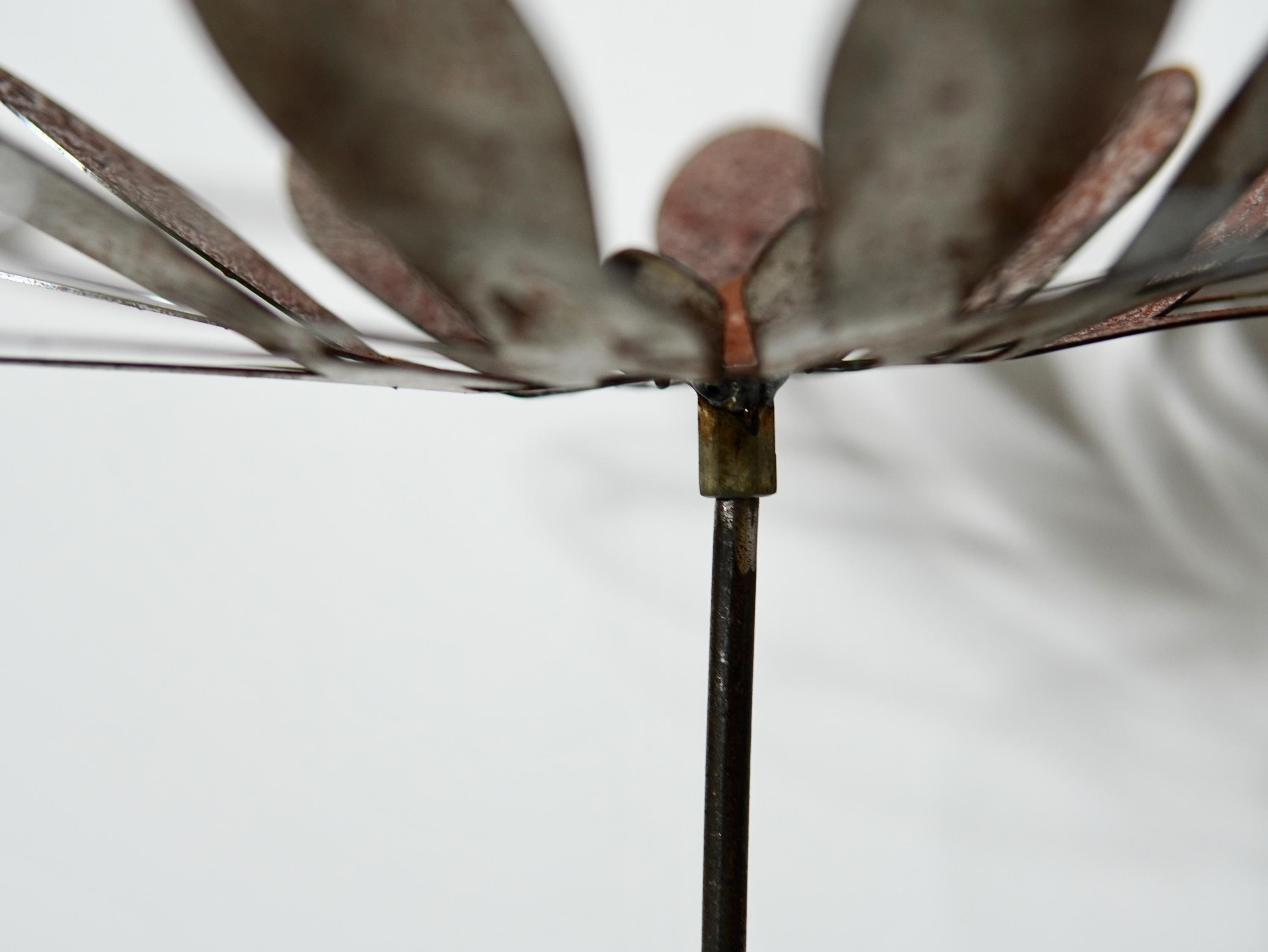 Metal Rudbeckia Flower Stake — 5