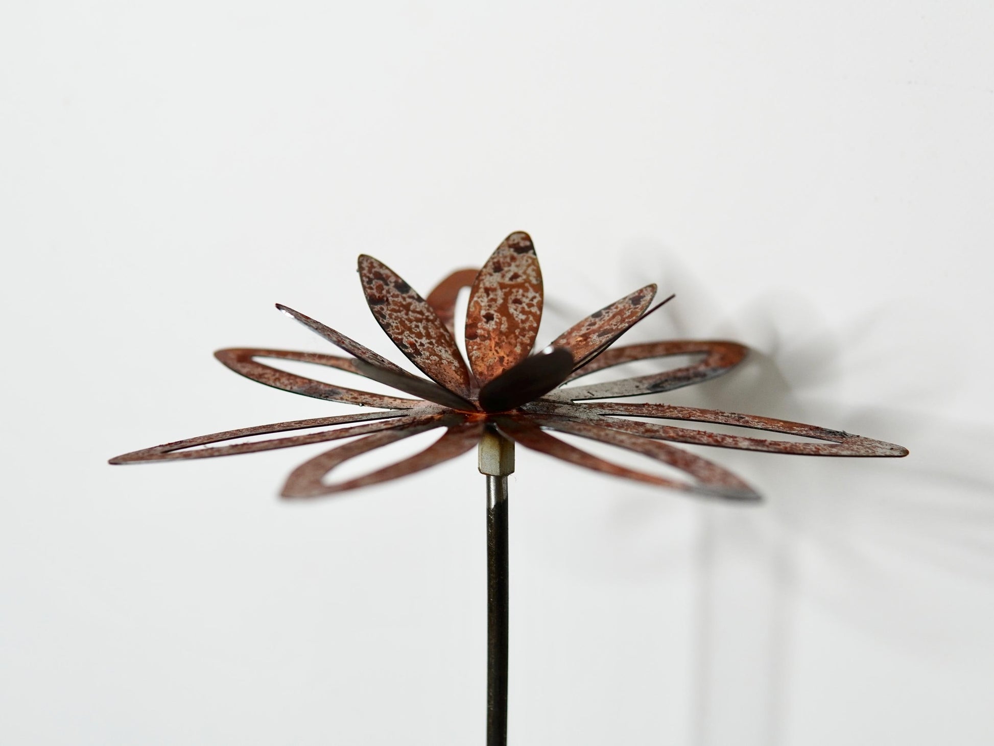 Rusted Metal Zinnia Garden Art — 5