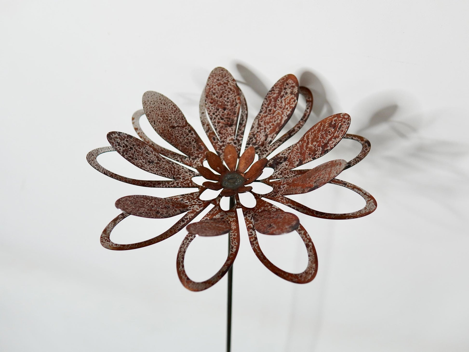 Metal Rudbeckia Flower Stake — 4
