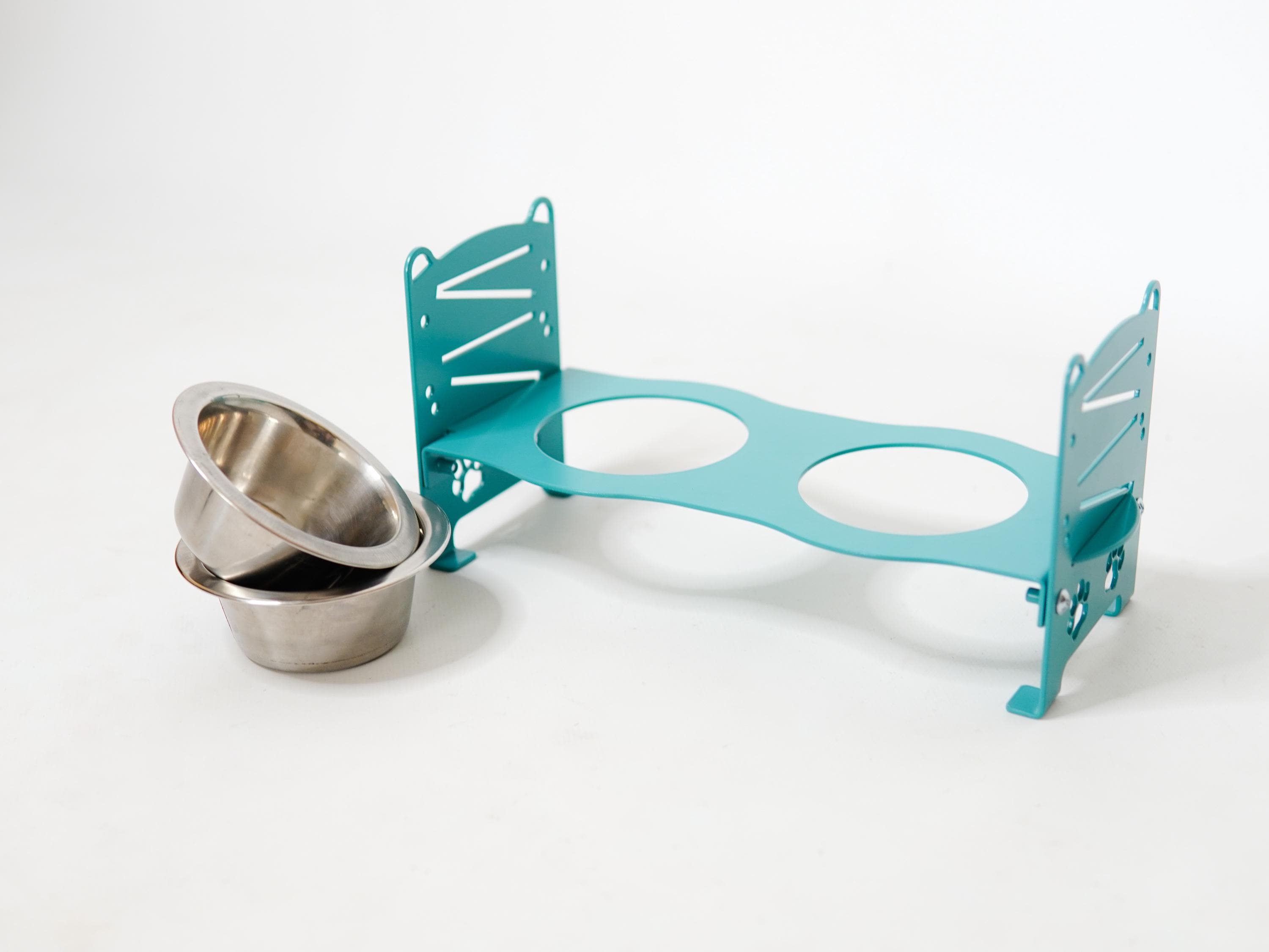 Adjustable Elevated Pet Feeder — 3