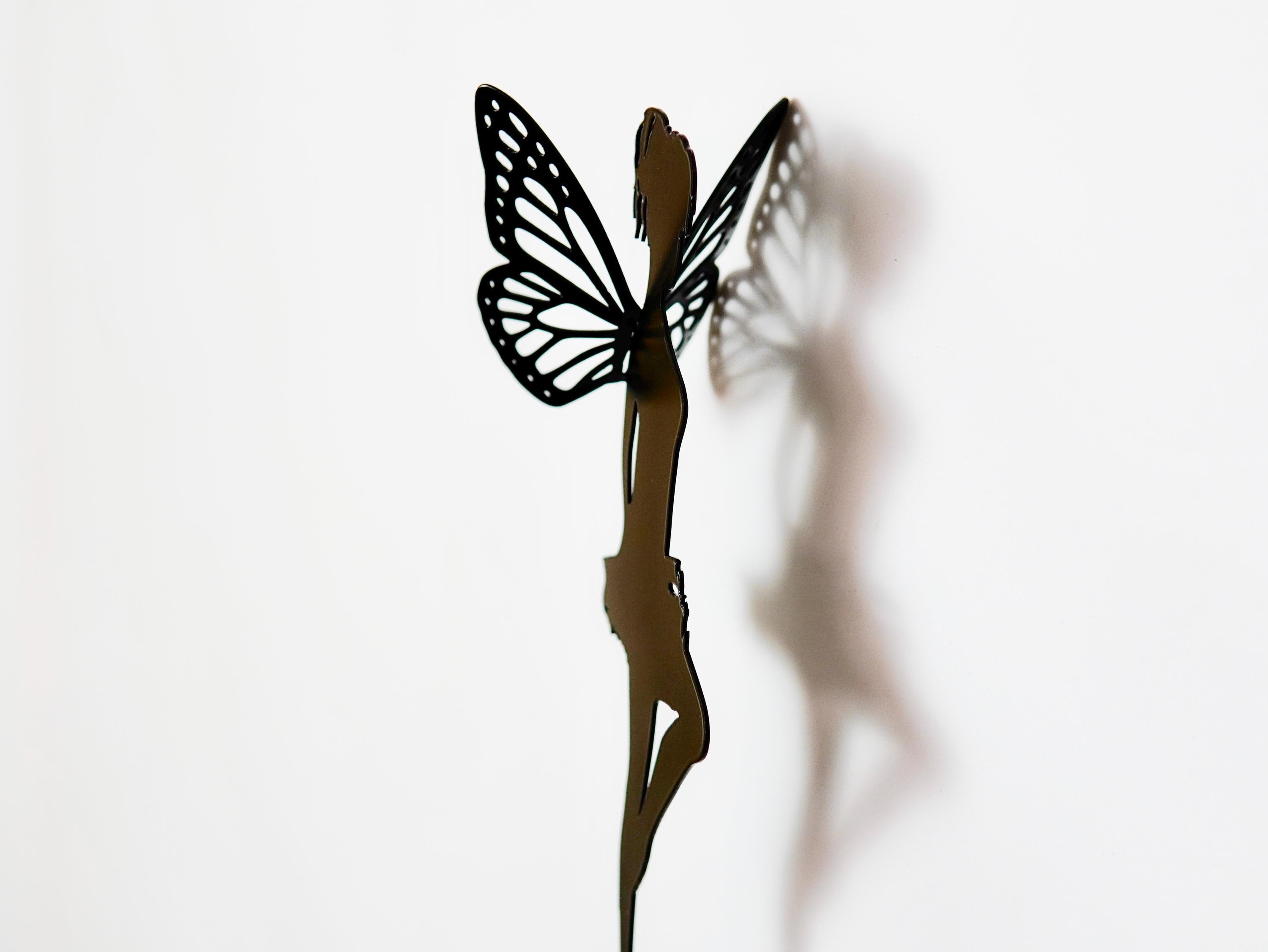 Winged Fairy For Backyard or Patio. Elegant Accent for Your Outdoor Es — 5