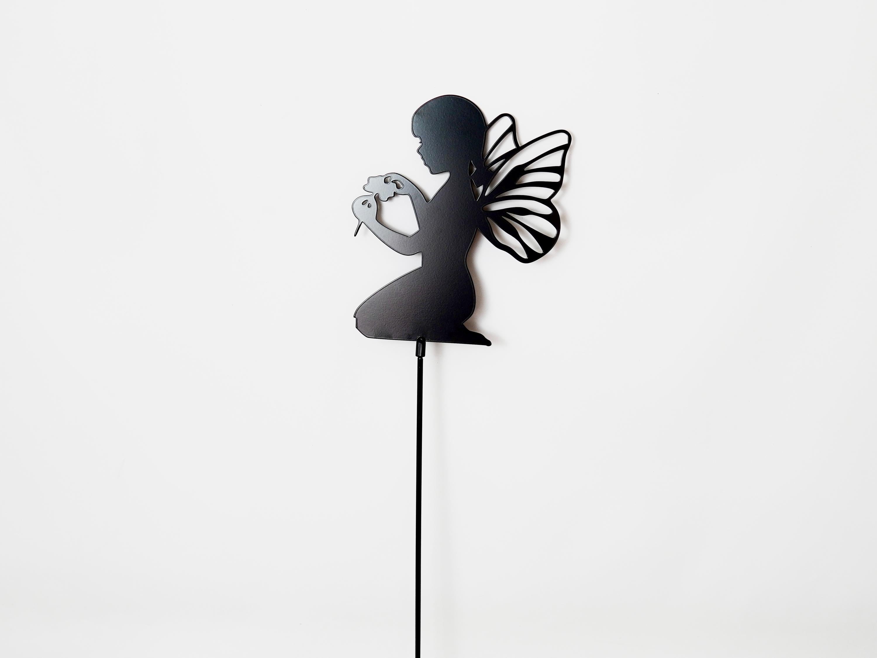 Pixie with Flower Charming Addition For Garden or Lawn. Outdoor Decora — 4