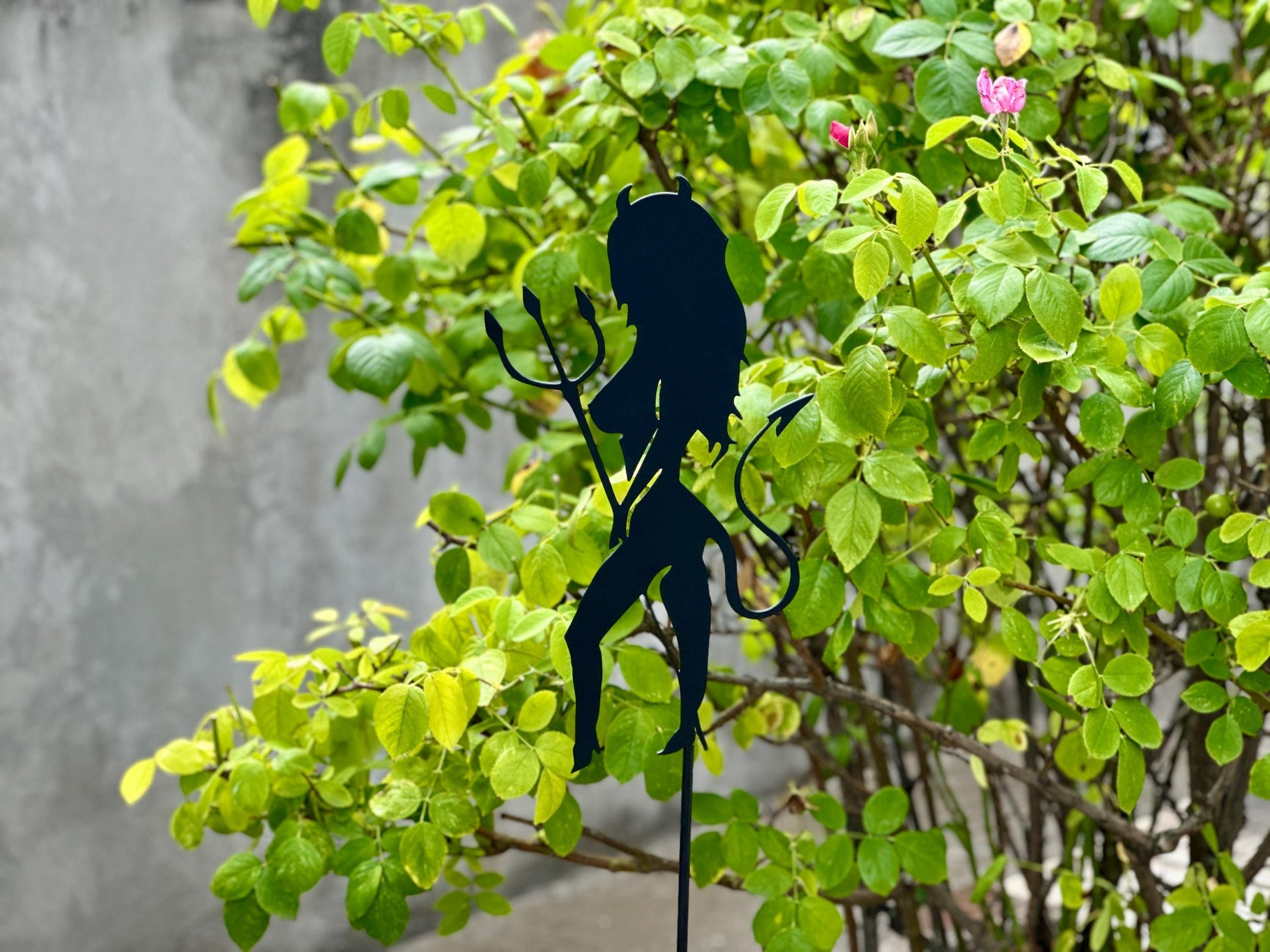 Devil Garden Stake — 3