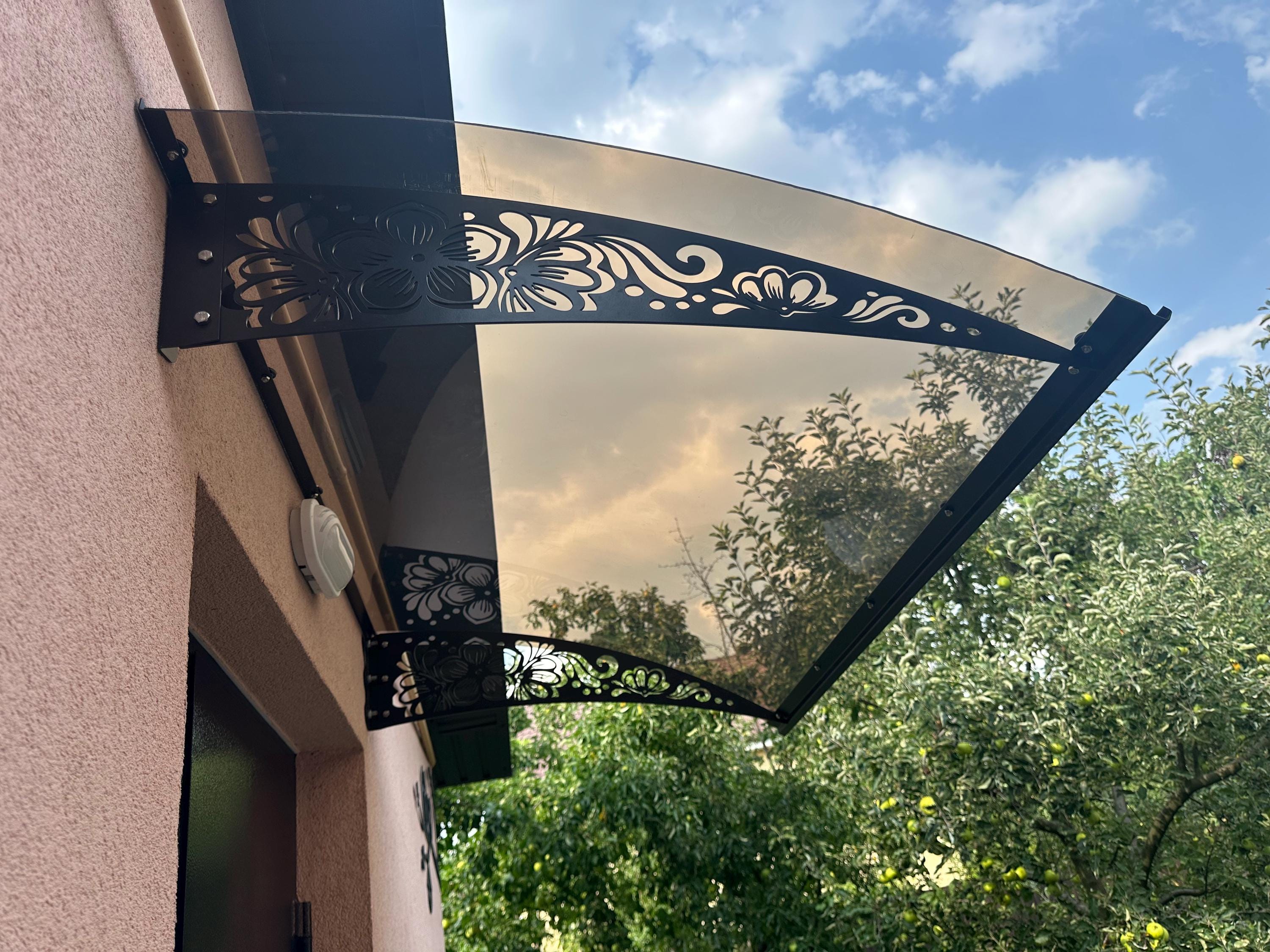 Metal Awning Canopy Flower Ornament — 2