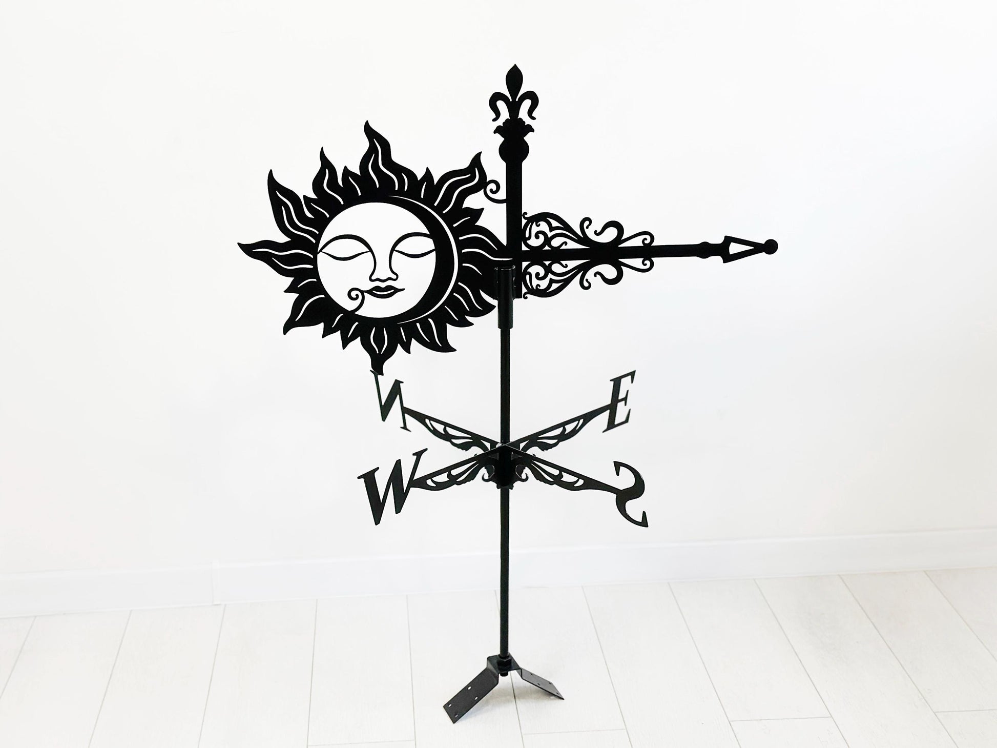 Sun Weathervane Metal Roof Decor