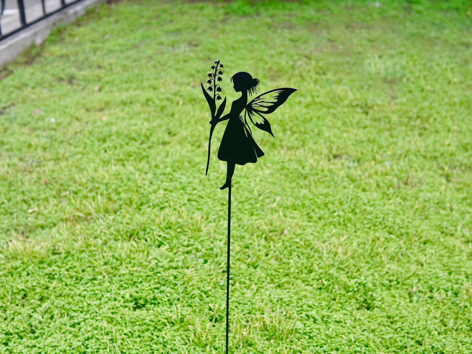 Fairy with Lily For Backyard or Patio. Captivating Touch for Your Outd — 3