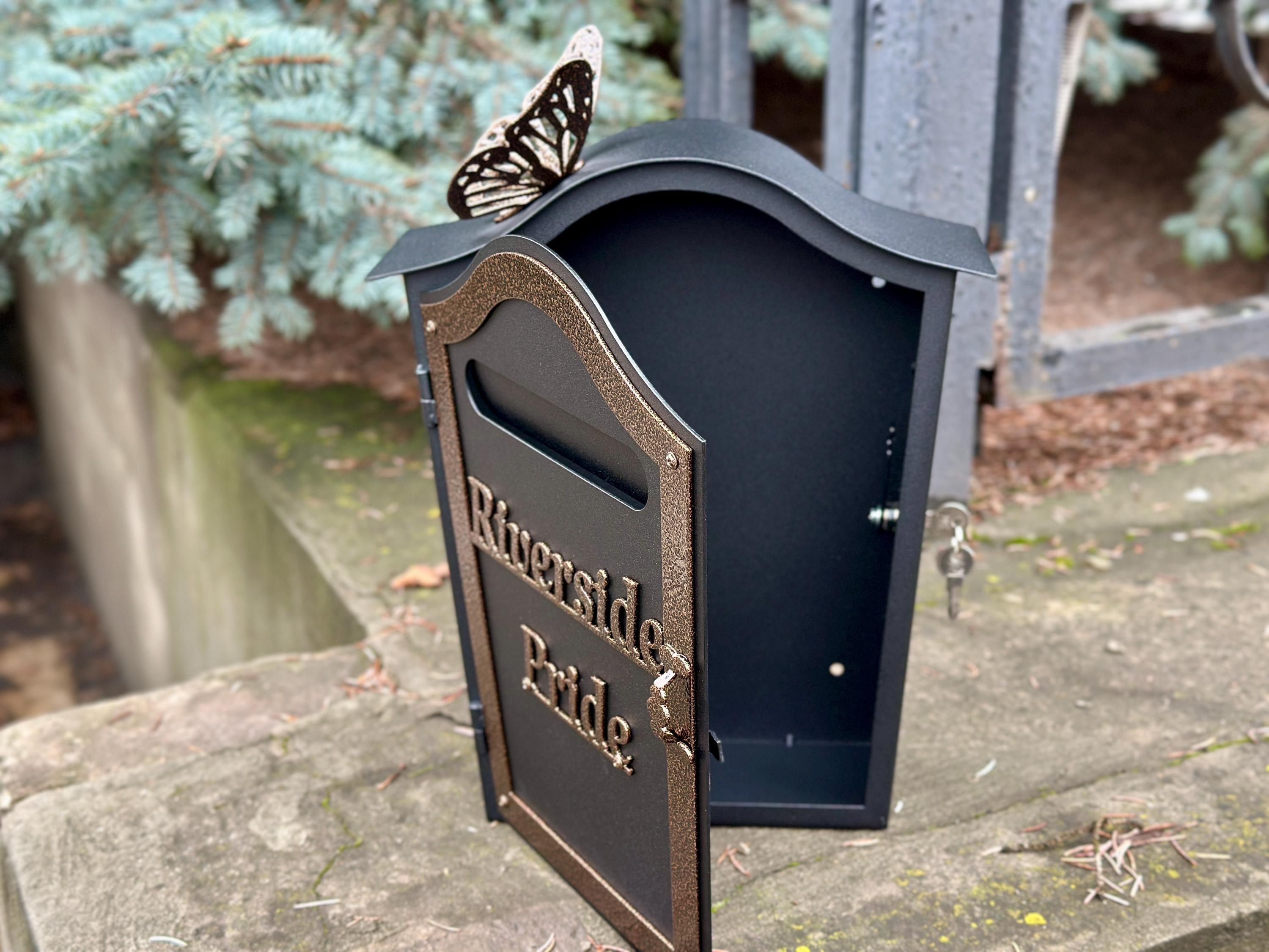 Custom Mailbox Butterfly — 3