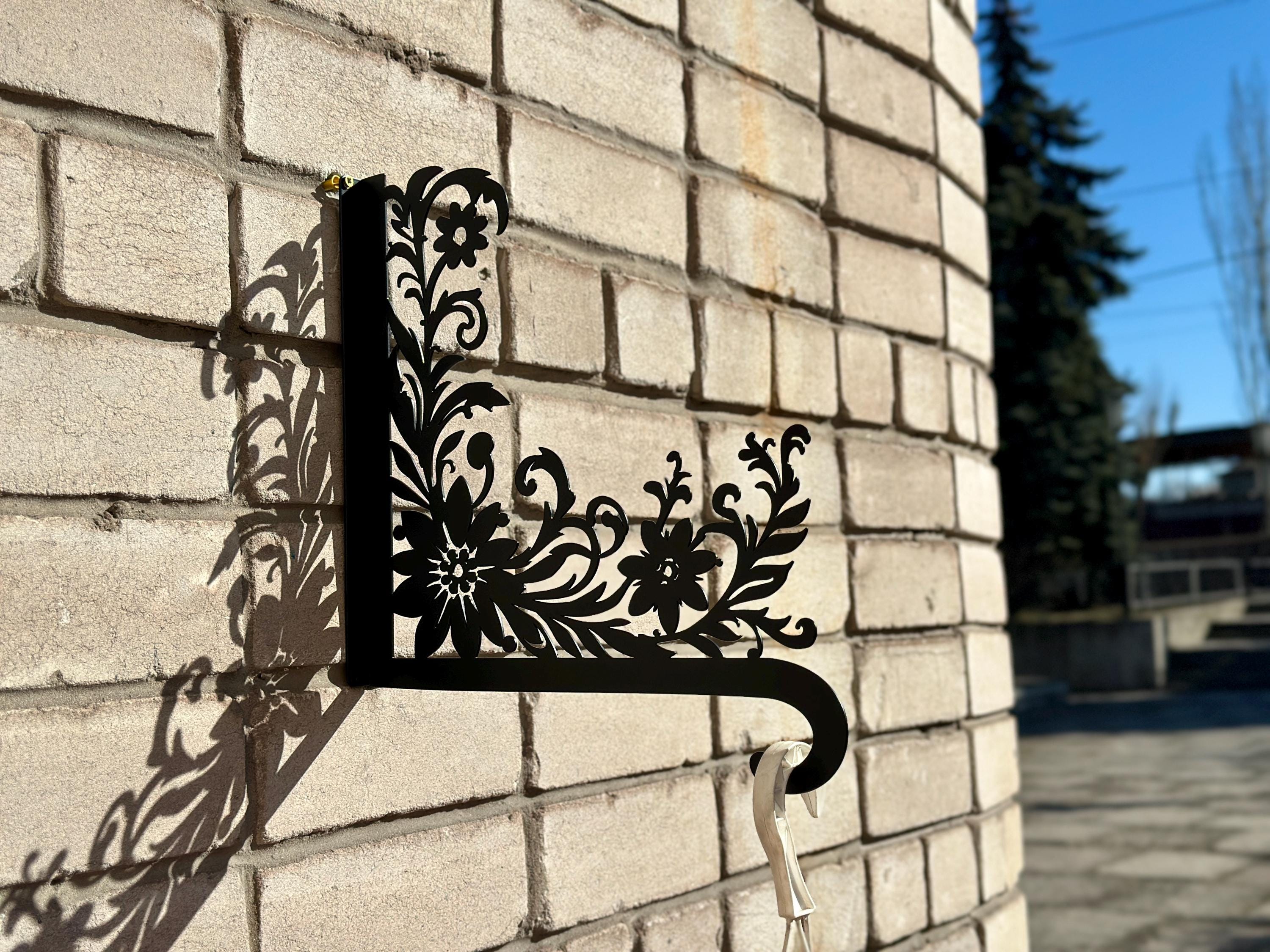 Floral Ornament Outdoor Plant Hanger — 2
