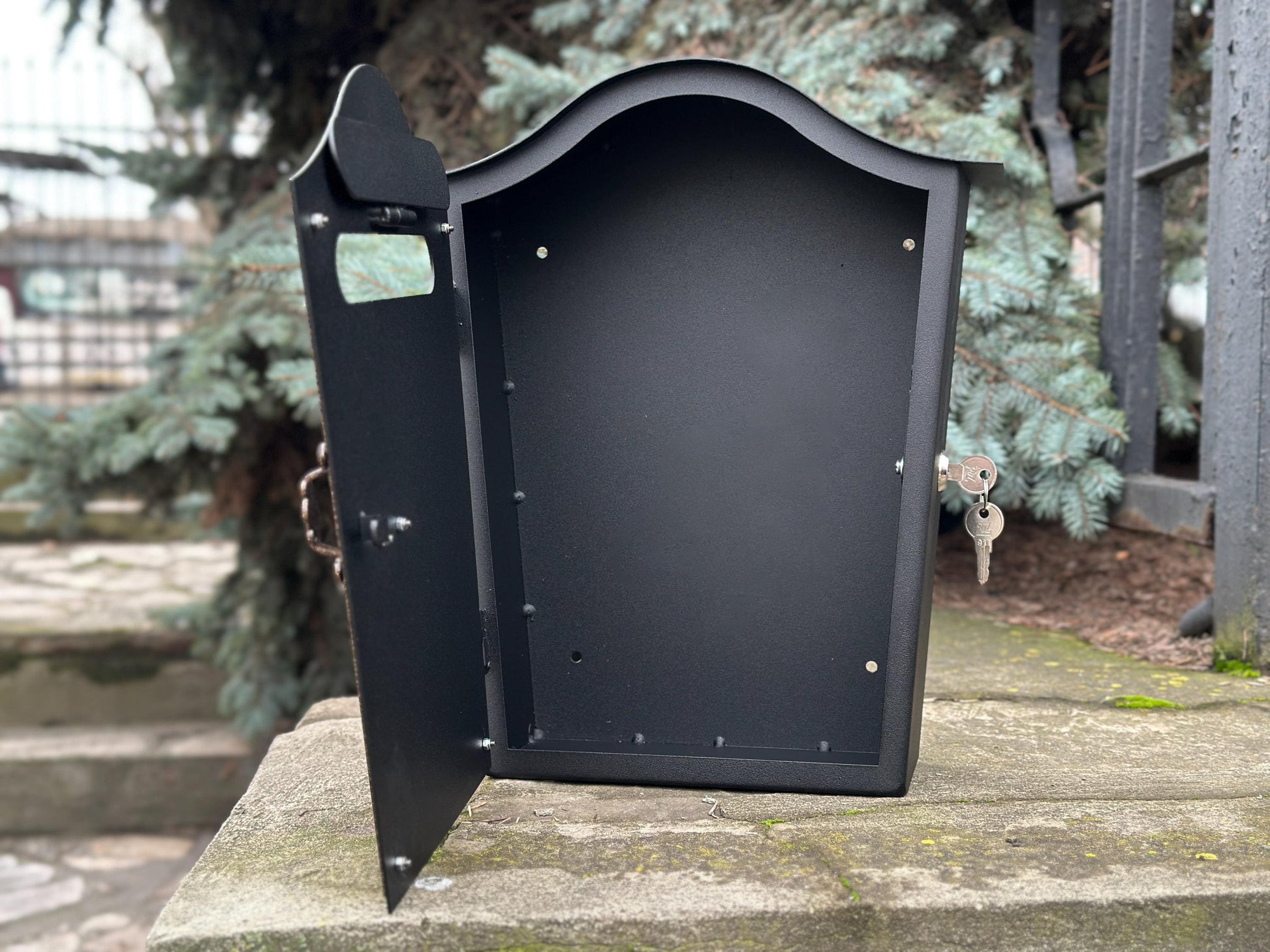 Personalized Locking Mailbox with Dog — 9