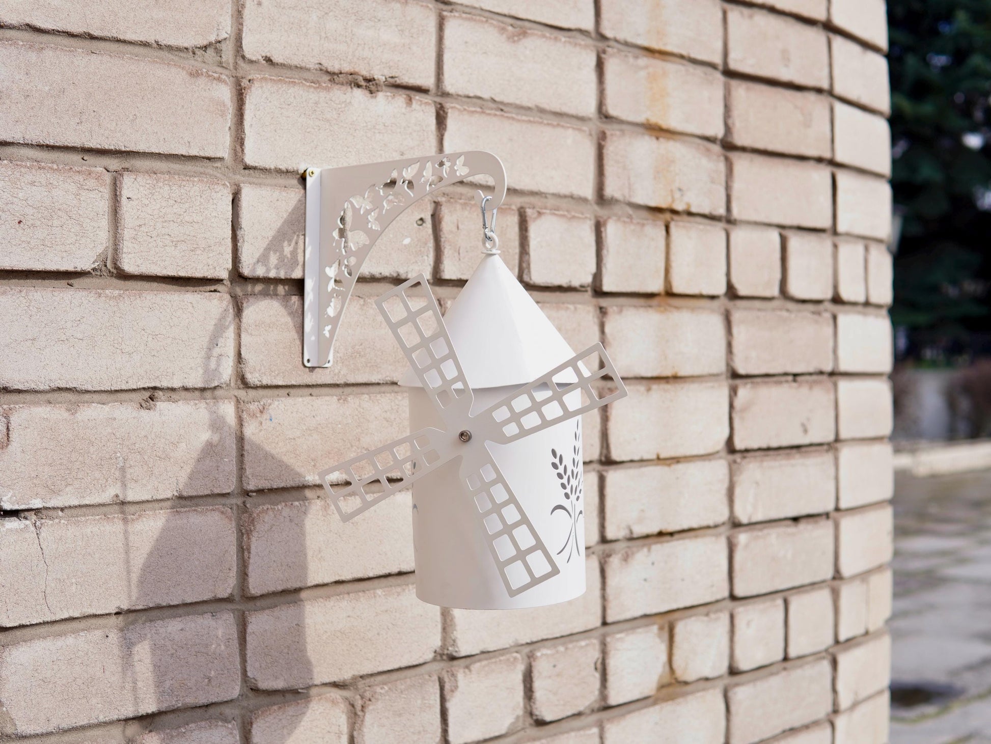 Flour Mill Decorative Bird Feeder Made From Aluminum. Tea Light Candle — 10